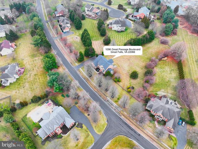 1096 GREAT PASSAGE BLVD, Great Falls, VA 22066