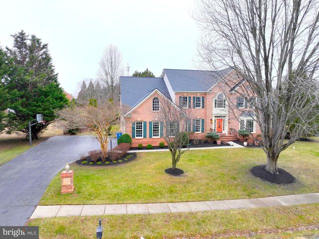 1096 GREAT PASSAGE BLVD, Great Falls, VA 22066