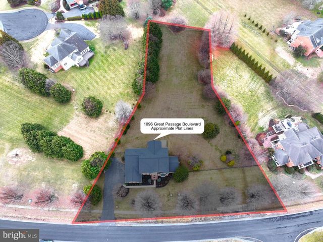 1096 GREAT PASSAGE BLVD, Great Falls, VA 22066