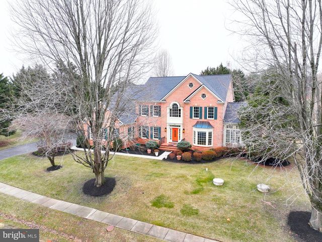 1096 GREAT PASSAGE BLVD, Great Falls, VA 22066