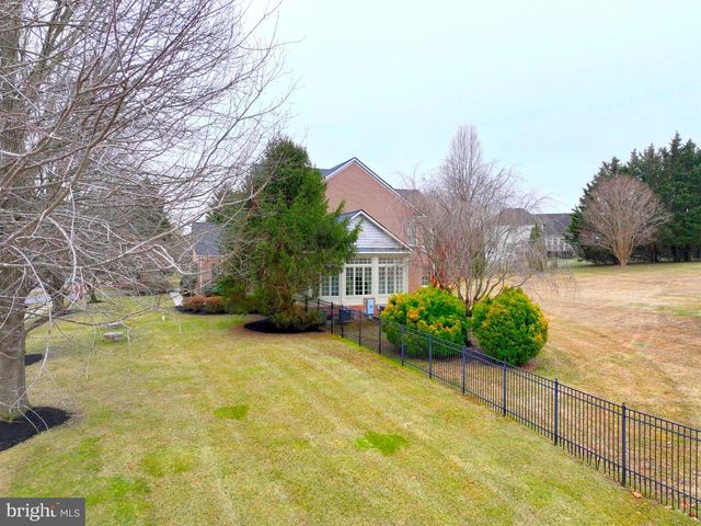 1096 GREAT PASSAGE BLVD, Great Falls, VA 22066