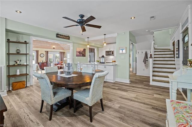 534 Pinewood DR, Virginia Beach, VA 23451