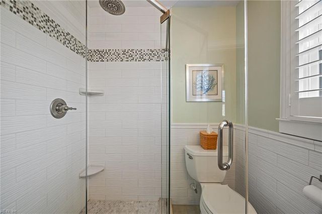 534 Pinewood DR, Virginia Beach, VA 23451