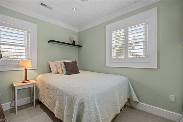 534 Pinewood DR, Virginia Beach, VA 23451