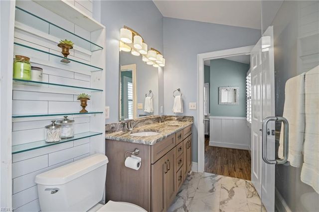 534 Pinewood DR, Virginia Beach, VA 23451