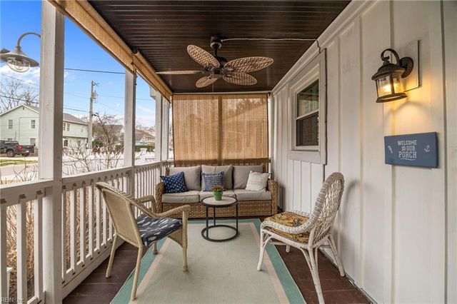 534 Pinewood DR, Virginia Beach, VA 23451