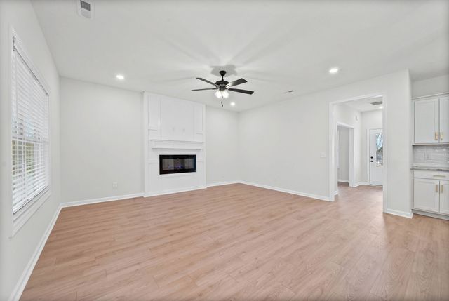 1129 Black Rock Rd, Clarksville, TN 37040