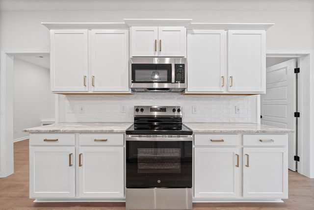 1129 Black Rock Rd, Clarksville, TN 37040