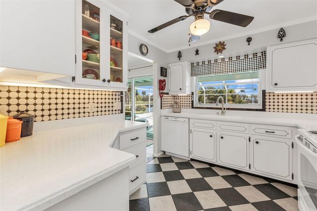 137 BEDFORD DRIVE NE, Port Charlotte, FL 33952