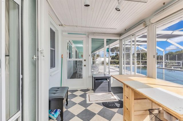 137 BEDFORD DRIVE NE, Port Charlotte, FL 33952