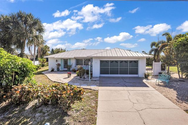 137 BEDFORD DRIVE NE, Port Charlotte, FL 33952