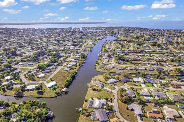 137 BEDFORD DRIVE NE, Port Charlotte, FL 33952