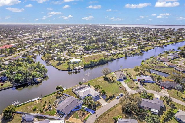 137 BEDFORD DRIVE NE, Port Charlotte, FL 33952