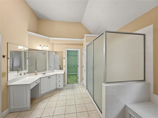 2038 Haydenbrook Drive NW, Acworth, GA 30101
