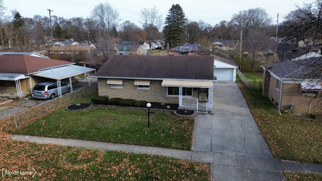 6714 Cranwood Drive, Flint, MI 48505
