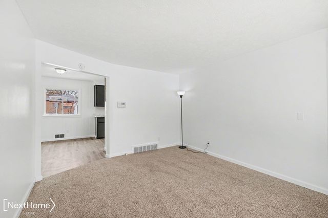 6714 Cranwood Drive, Flint, MI 48505