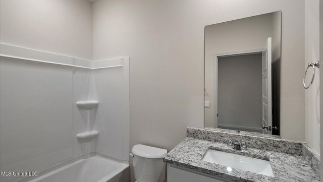 724 Honeysuckle Loop, Canton, MS 39046