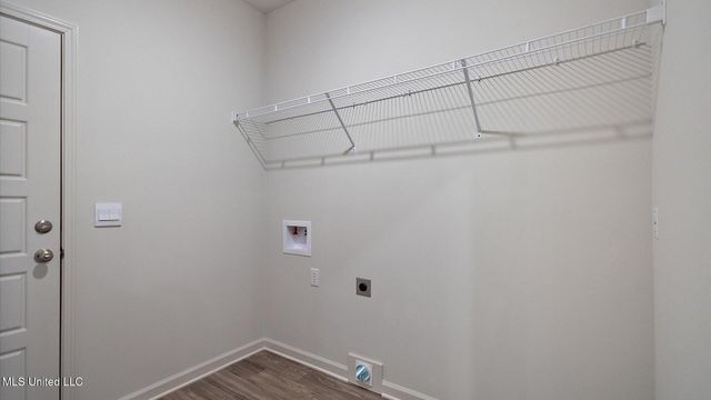 724 Honeysuckle Loop, Canton, MS 39046