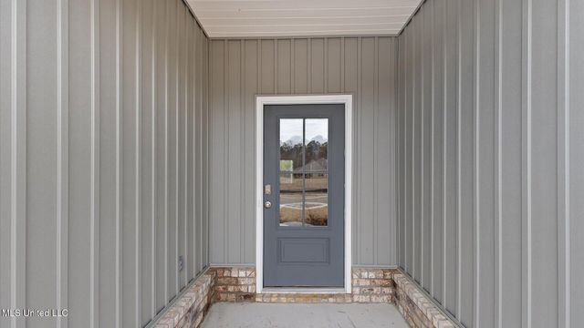 724 Honeysuckle Loop, Canton, MS 39046
