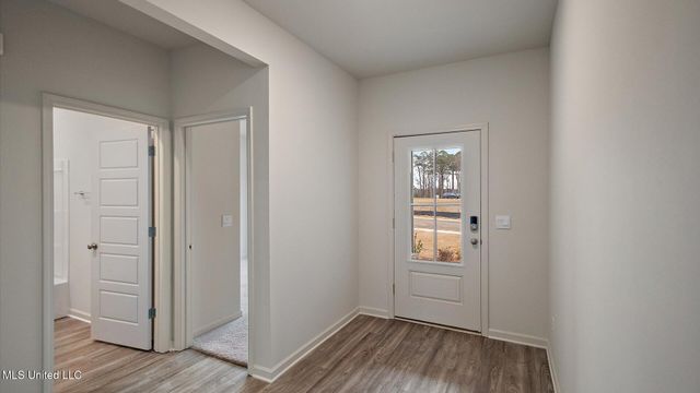 724 Honeysuckle Loop, Canton, MS 39046