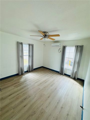 4925 Blundell Dr, Corpus Christi, TX 78415