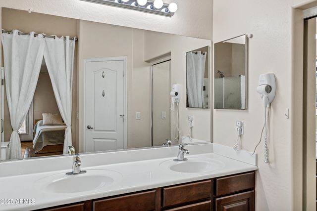 85 W PASTURE CANYON Drive, San Tan Valley, AZ 85143