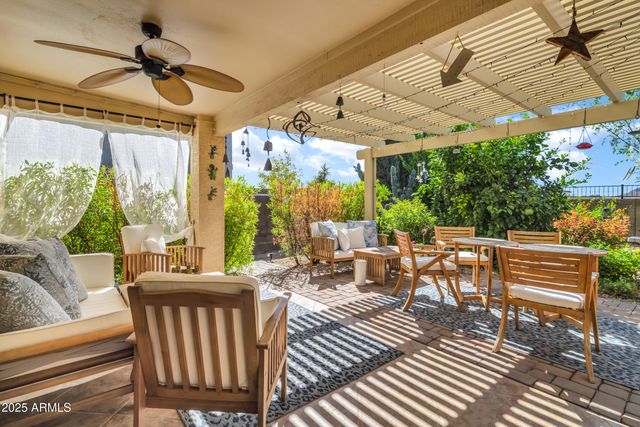 85 W PASTURE CANYON Drive, San Tan Valley, AZ 85143