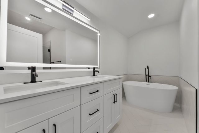 4165 NW 1st Court, Delray Beach, FL 33445