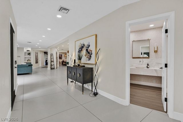 5775 Darby Avenue, Las Vegas, NV 89146