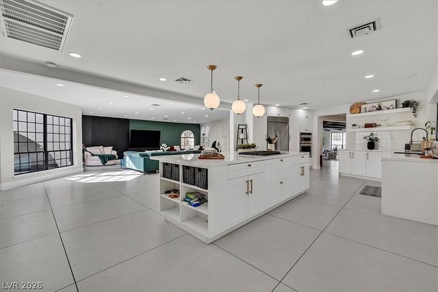 5775 Darby Avenue, Las Vegas, NV 89146