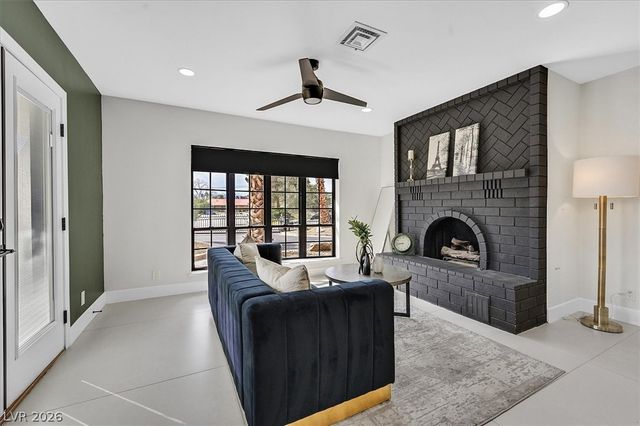 5775 Darby Avenue, Las Vegas, NV 89146