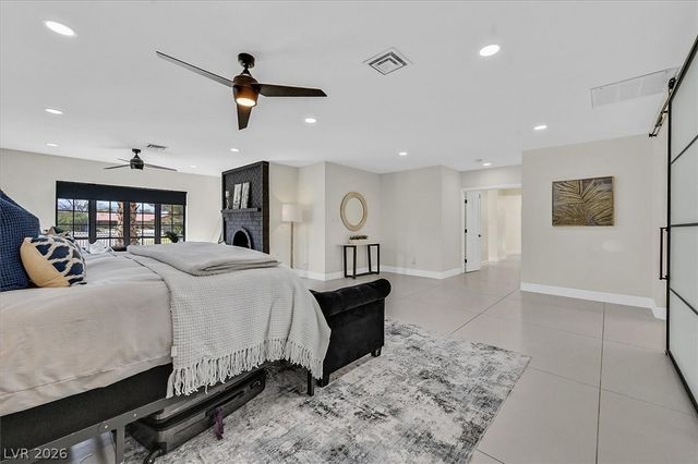 5775 Darby Avenue, Las Vegas, NV 89146