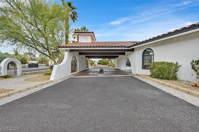 5775 Darby Avenue, Las Vegas, NV 89146