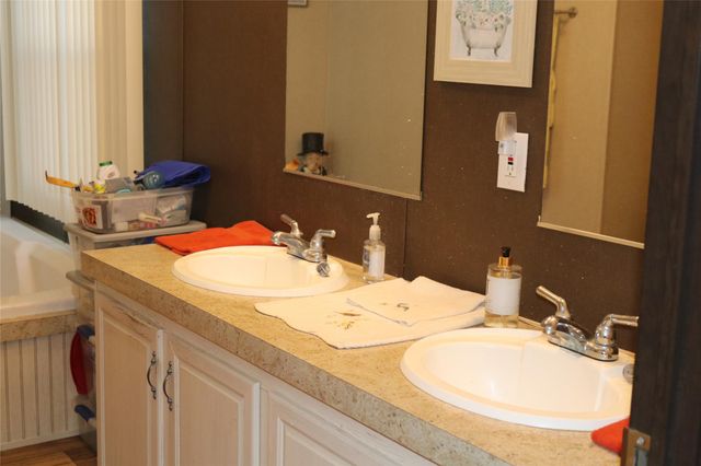 501 Heather Gate Lane, Crosby, TX 77532