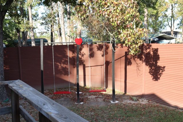 501 Heather Gate Lane, Crosby, TX 77532