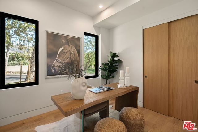 1325 Thayer Avenue, Los Angeles, CA 90024