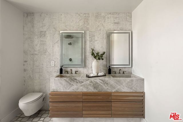 1325 Thayer Avenue, Los Angeles, CA 90024