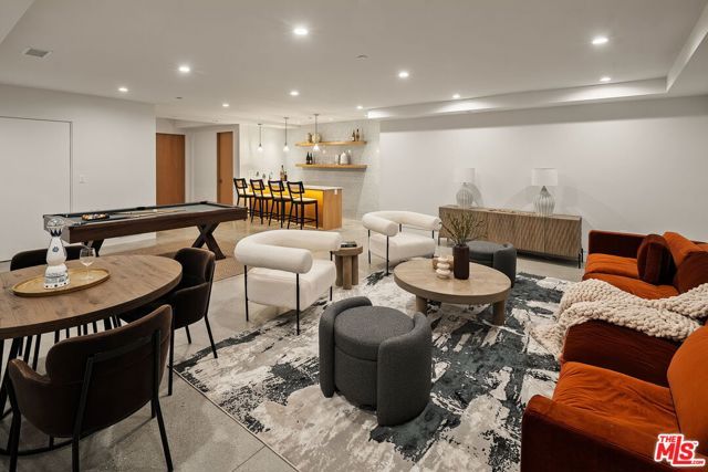 1325 Thayer Avenue, Los Angeles, CA 90024