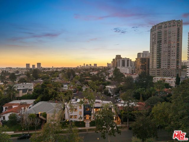 1325 Thayer Avenue, Los Angeles, CA 90024