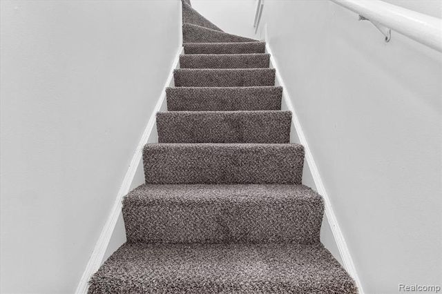 2146 University Avenue, Lincoln Park, MI 48146