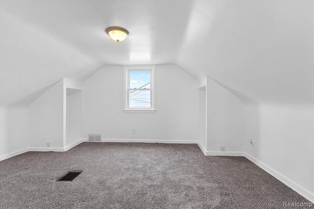 2146 University Avenue, Lincoln Park, MI 48146