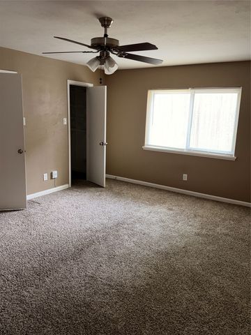 4625 Chalk Court, Grand Prairie, TX 75052