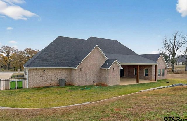 611 Bridle Ridge Dr., Tyler, TX 75703