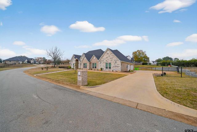 611 Bridle Ridge Dr., Tyler, TX 75703