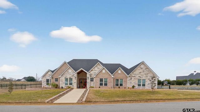 611 Bridle Ridge Dr., Tyler, TX 75703