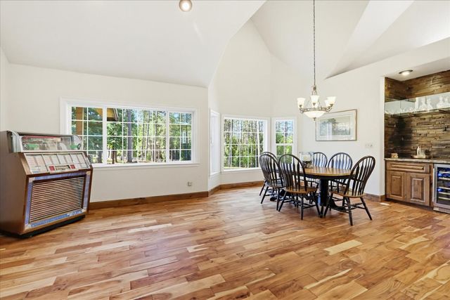 10538 Mote Ln, Grass Valley, CA 95949