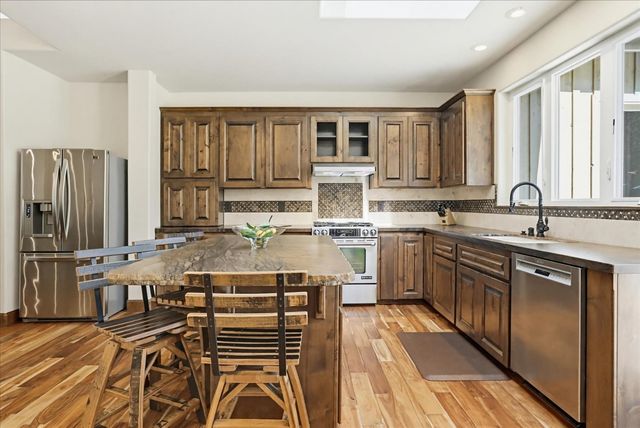 10538 Mote Ln, Grass Valley, CA 95949