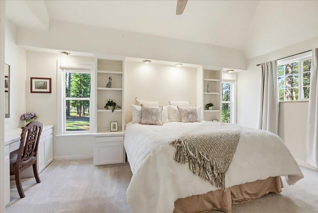 10538 Mote Ln, Grass Valley, CA 95949