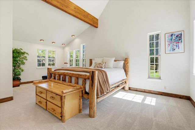 10538 Mote Ln, Grass Valley, CA 95949
