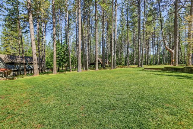 10538 Mote Ln, Grass Valley, CA 95949